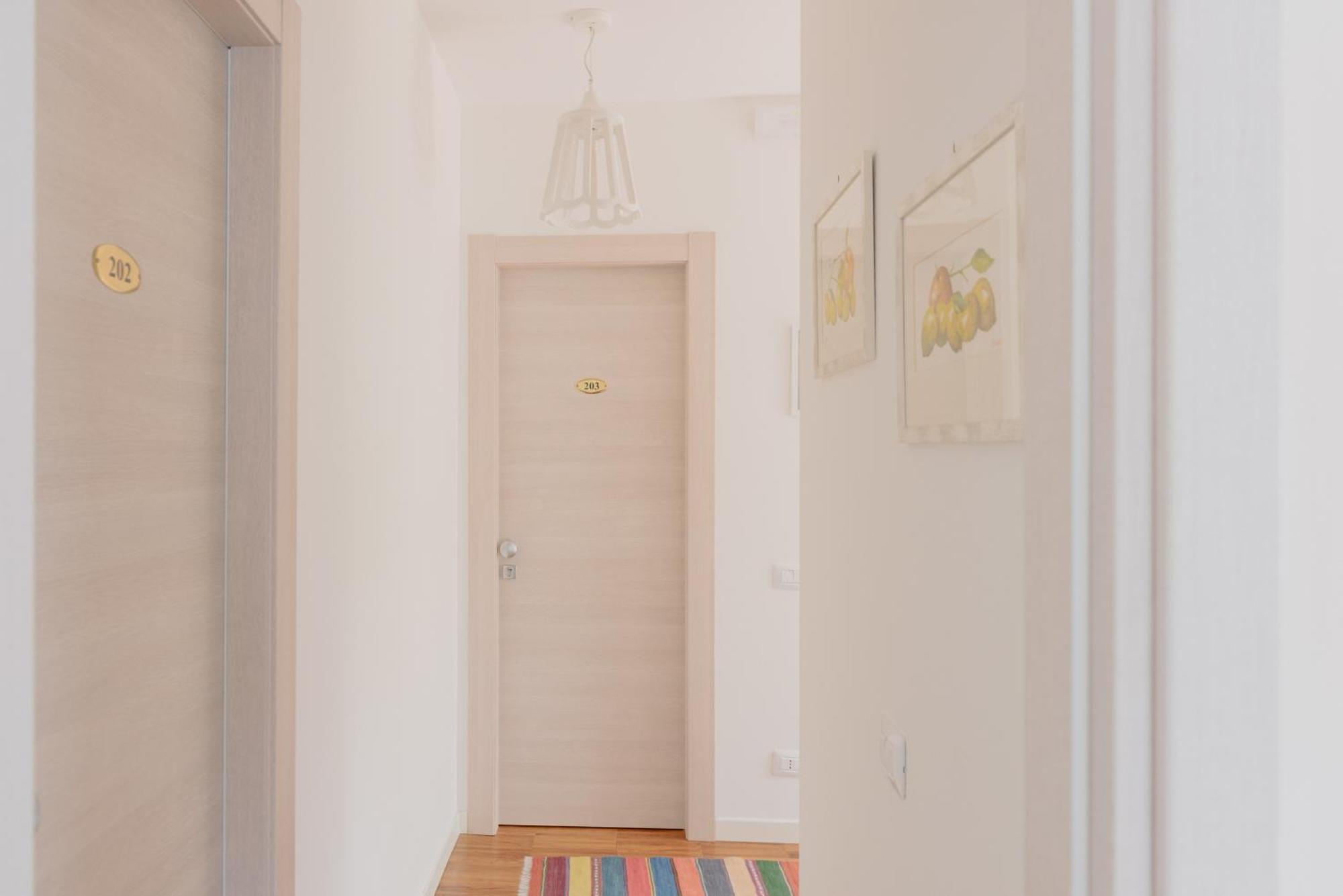 Fiordarancio Room Rental Монтеросо ал Маре Екстериор снимка